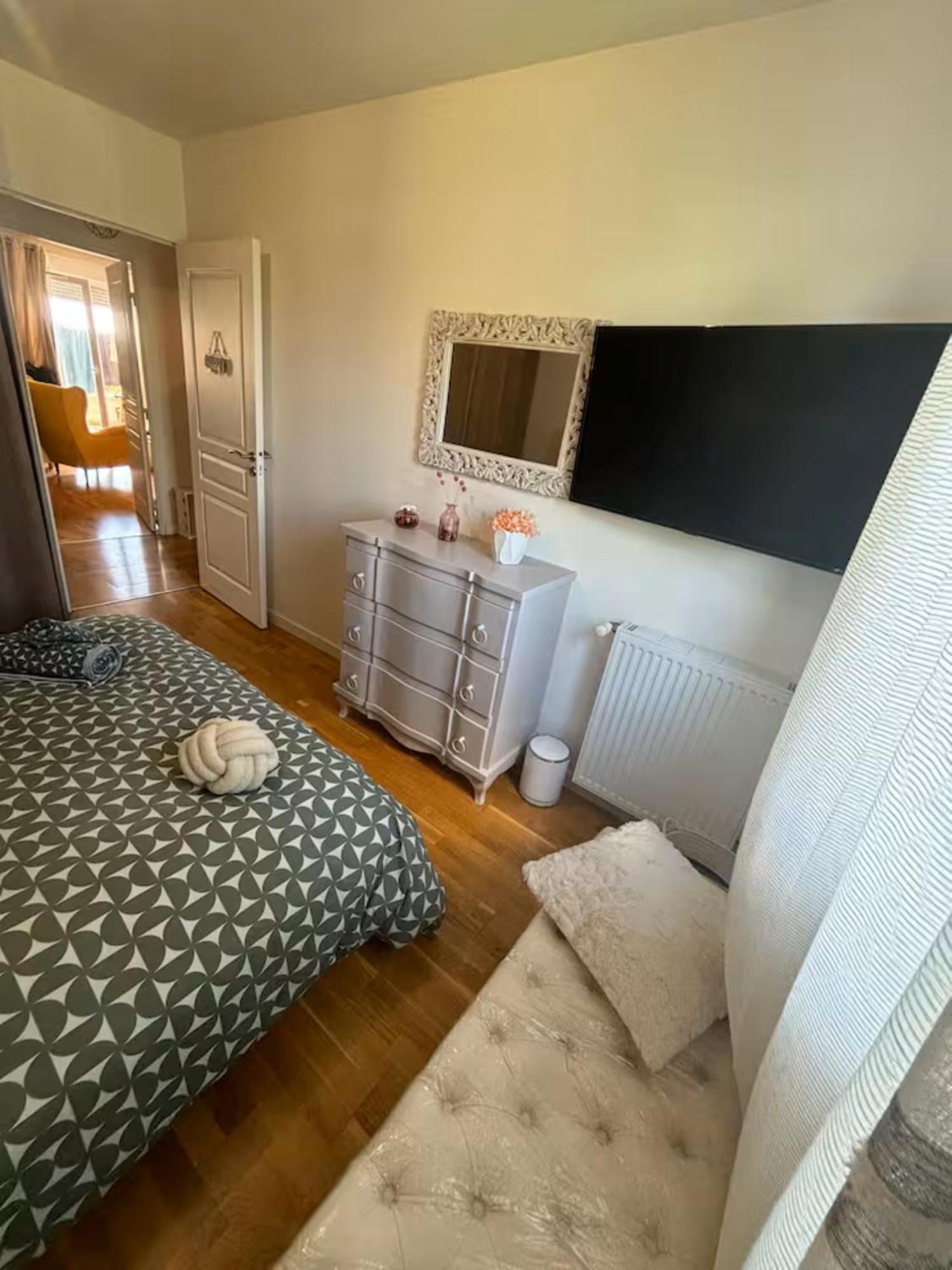 A 10 Mins D'Aeroport D'Orly Logement Lumineux Chaleureux Athis-Mons Dış mekan fotoğraf